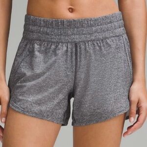 Lululemon Tracker Low-Rise Women's Gray Shorts 4”